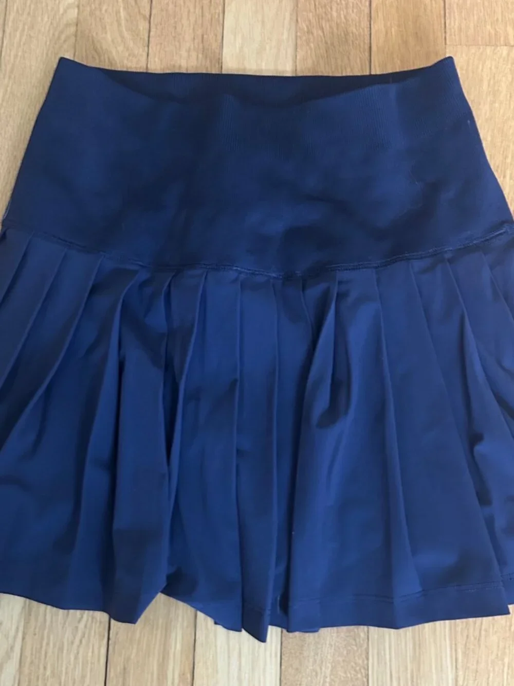 Wilson Women's Classic Navy Pleated Midtown Tennis Skirt Size M - Picture 6 of 11